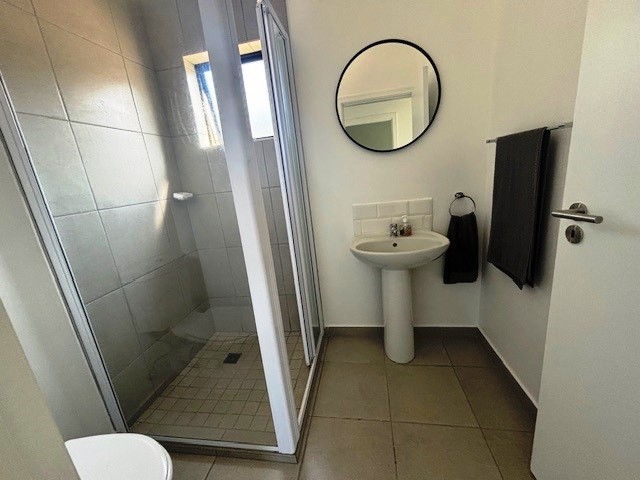 To Let 2 Bedroom Property for Rent in Waterfall KwaZulu-Natal