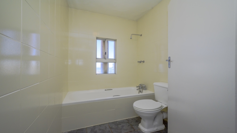 2 Bedroom Property for Sale in Amanzimtoti KwaZulu-Natal