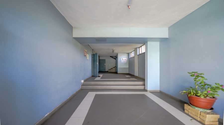 1 Bedroom Property for Sale in Amanzimtoti KwaZulu-Natal