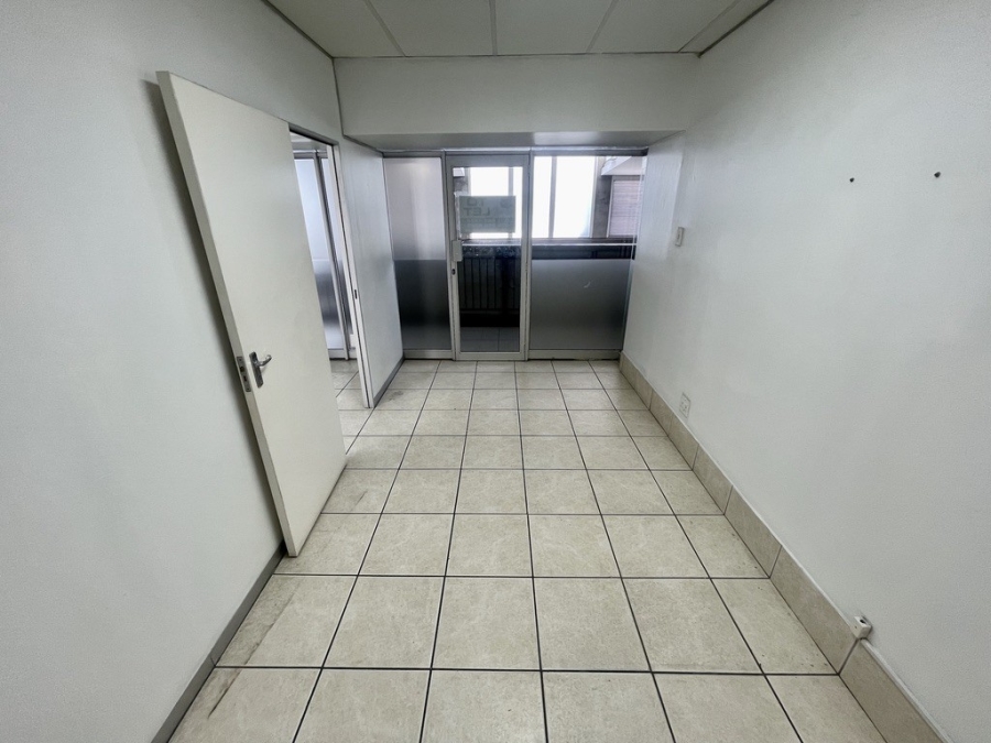 To Let Commercial Property for Rent in Umhlanga KwaZulu-Natal