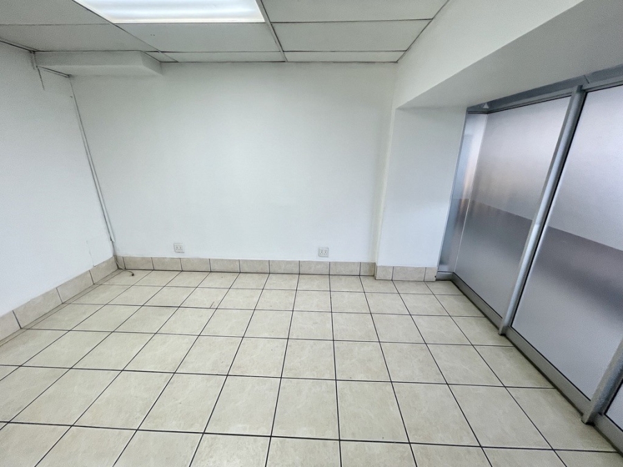 To Let Commercial Property for Rent in Umhlanga KwaZulu-Natal