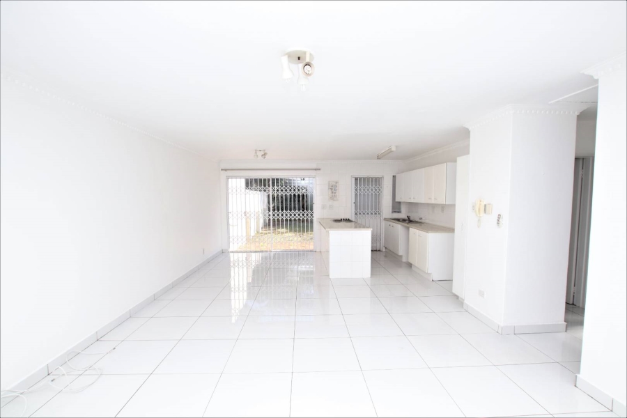 To Let 2 Bedroom Property for Rent in Umhlanga KwaZulu-Natal