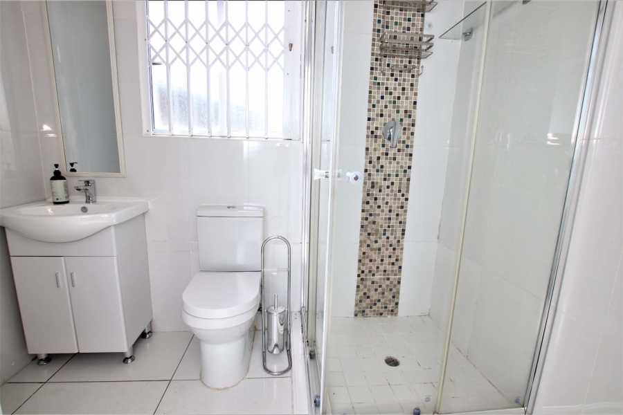To Let 2 Bedroom Property for Rent in Umhlanga KwaZulu-Natal
