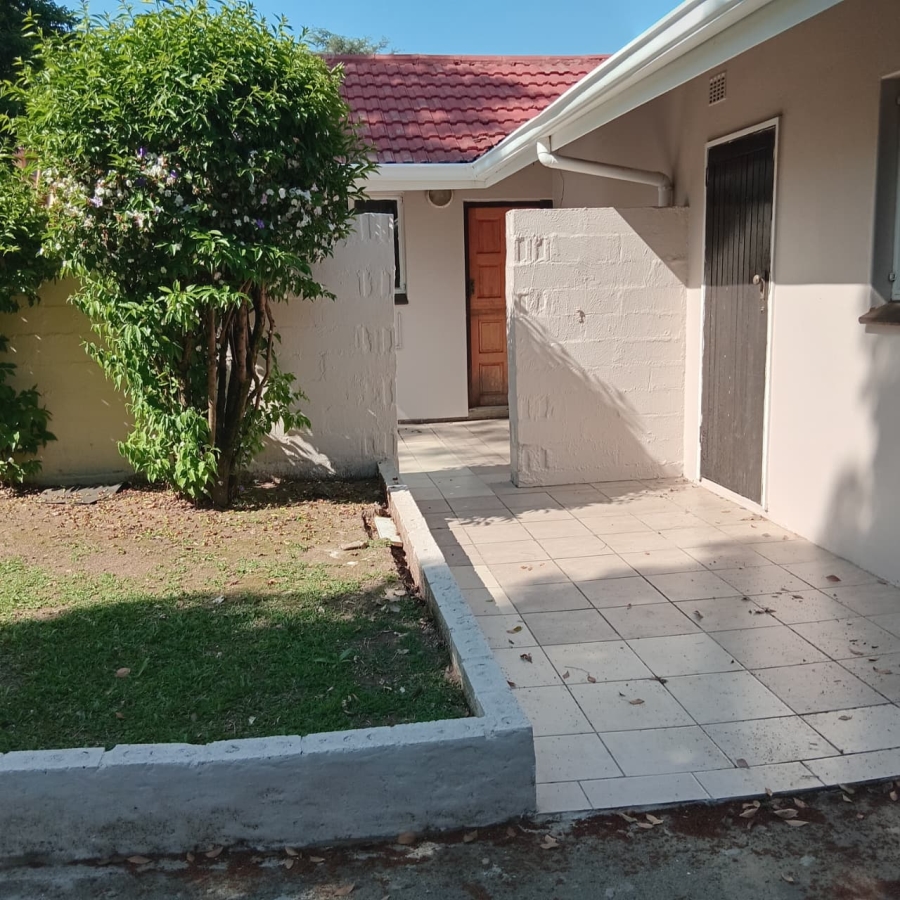 To Let 5 Bedroom Property for Rent in Lincoln Meade KwaZulu-Natal