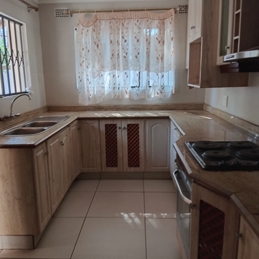 To Let 5 Bedroom Property for Rent in Lincoln Meade KwaZulu-Natal