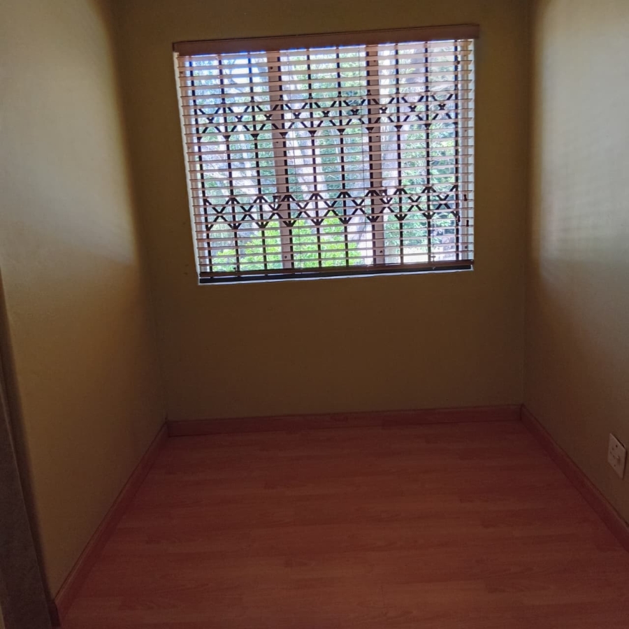 To Let 5 Bedroom Property for Rent in Lincoln Meade KwaZulu-Natal