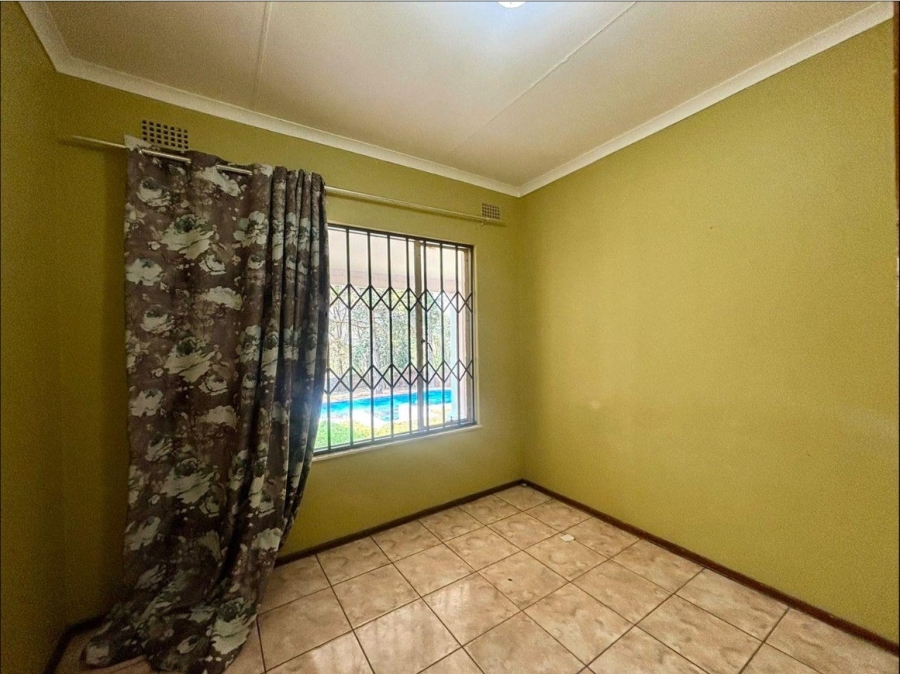 To Let 5 Bedroom Property for Rent in Lincoln Meade KwaZulu-Natal
