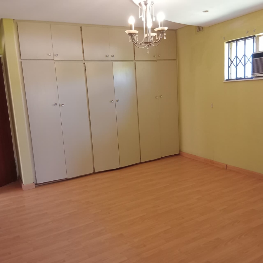 To Let 5 Bedroom Property for Rent in Lincoln Meade KwaZulu-Natal