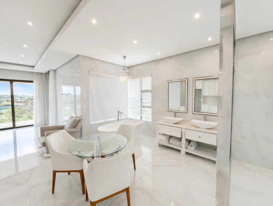 5 Bedroom Property for Sale in Sheffield Beach KwaZulu-Natal