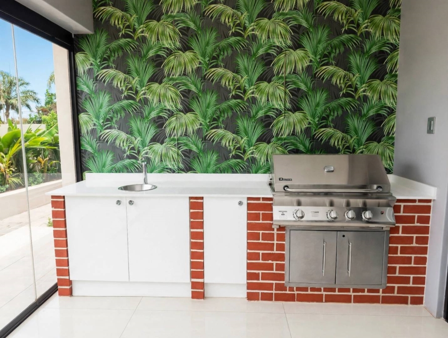 5 Bedroom Property for Sale in Sheffield Beach KwaZulu-Natal