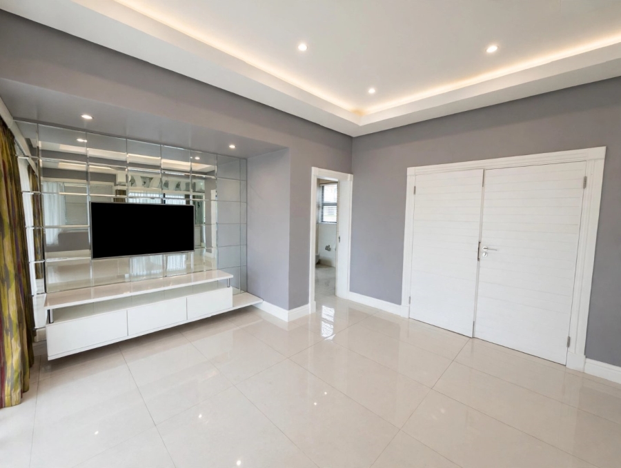 5 Bedroom Property for Sale in Sheffield Beach KwaZulu-Natal