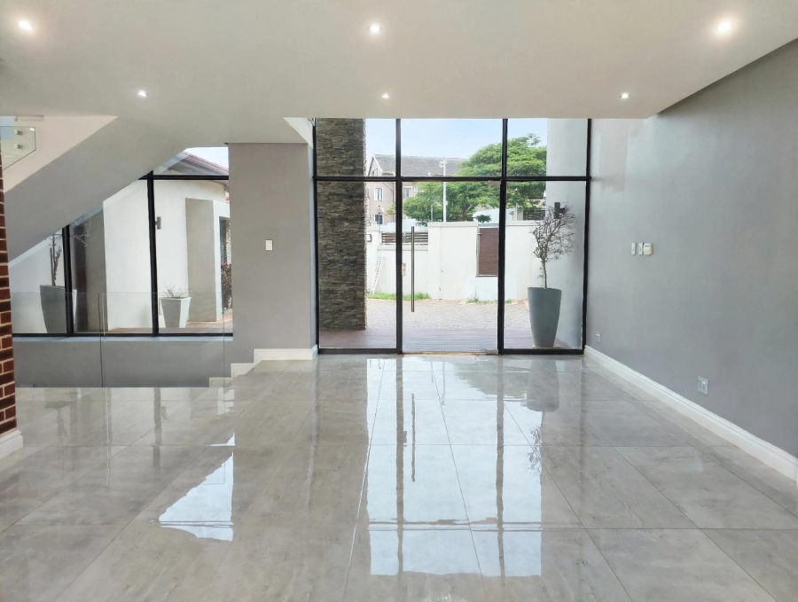 5 Bedroom Property for Sale in Sheffield Beach KwaZulu-Natal