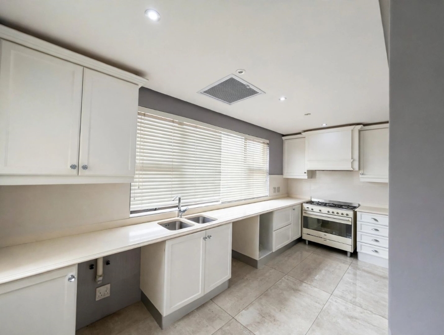5 Bedroom Property for Sale in Sheffield Beach KwaZulu-Natal