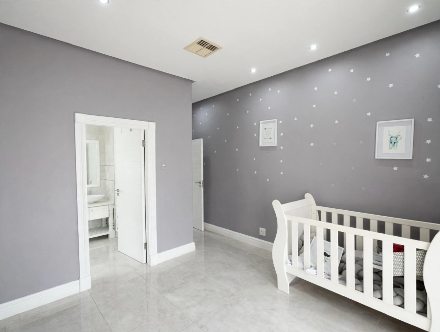 5 Bedroom Property for Sale in Sheffield Beach KwaZulu-Natal