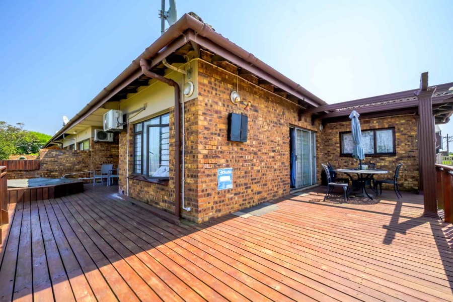 3 Bedroom Property for Sale in Amanzimtoti KwaZulu-Natal