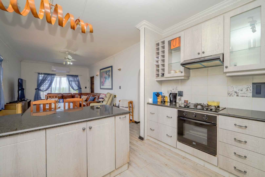 3 Bedroom Property for Sale in Amanzimtoti KwaZulu-Natal