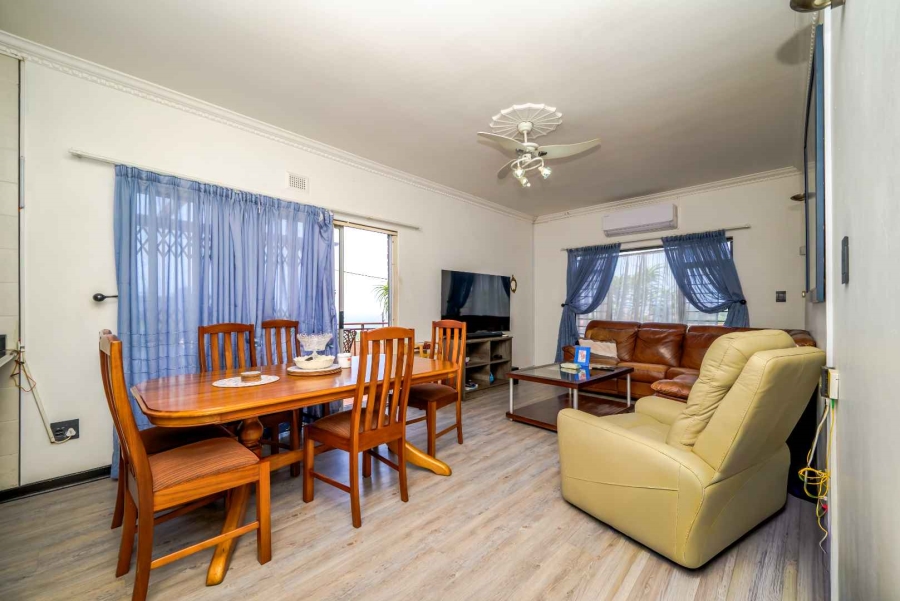 3 Bedroom Property for Sale in Amanzimtoti KwaZulu-Natal