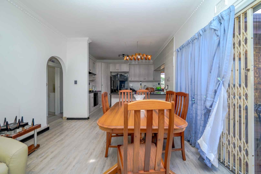 3 Bedroom Property for Sale in Amanzimtoti KwaZulu-Natal
