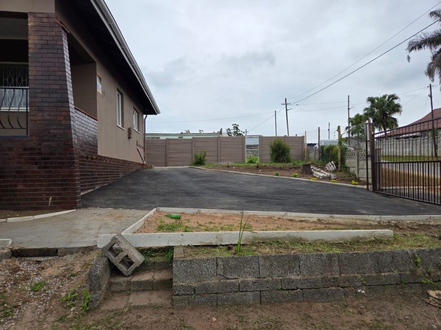 To Let 3 Bedroom Property for Rent in Malvern KwaZulu-Natal