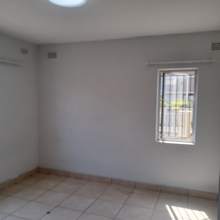 To Let 2 Bedroom Property for Rent in Brackenham KwaZulu-Natal