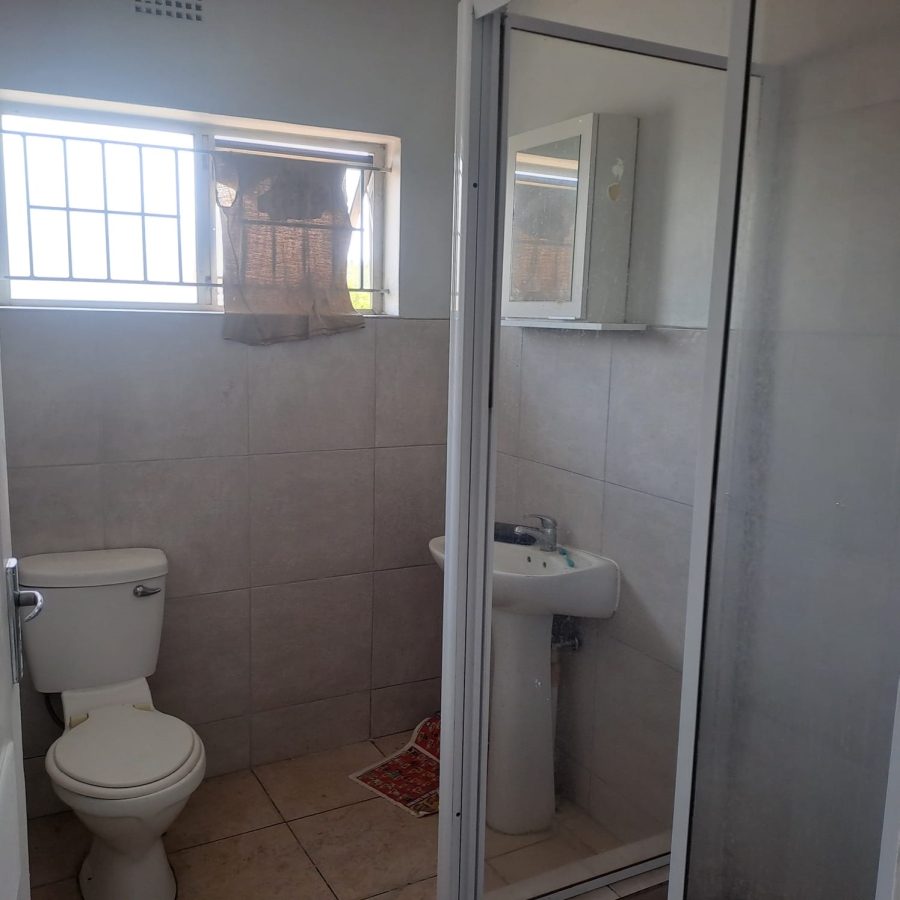 To Let 2 Bedroom Property for Rent in Brackenham KwaZulu-Natal