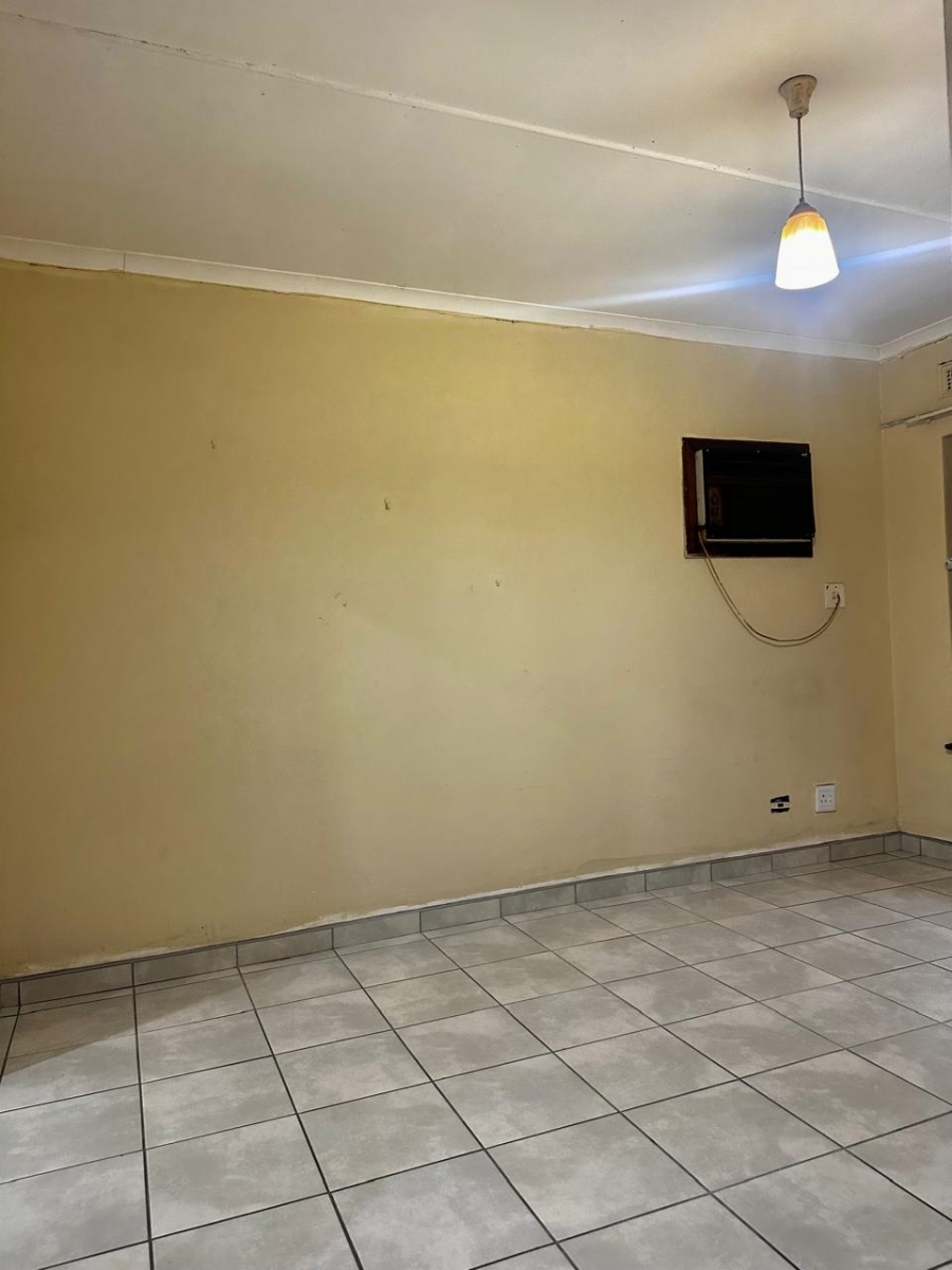 To Let 3 Bedroom Property for Rent in Veld En Vlei KwaZulu-Natal