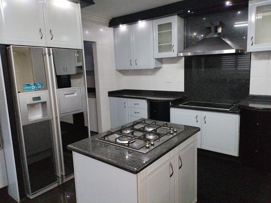 5 Bedroom Property for Sale in Somerset Park KwaZulu-Natal