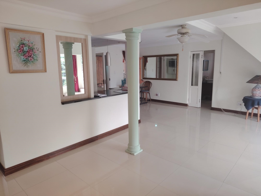 4 Bedroom Property for Sale in Umhlanga KwaZulu-Natal