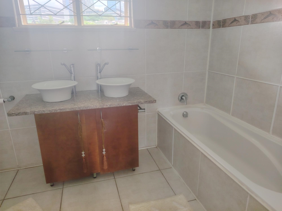 4 Bedroom Property for Sale in Umhlanga KwaZulu-Natal