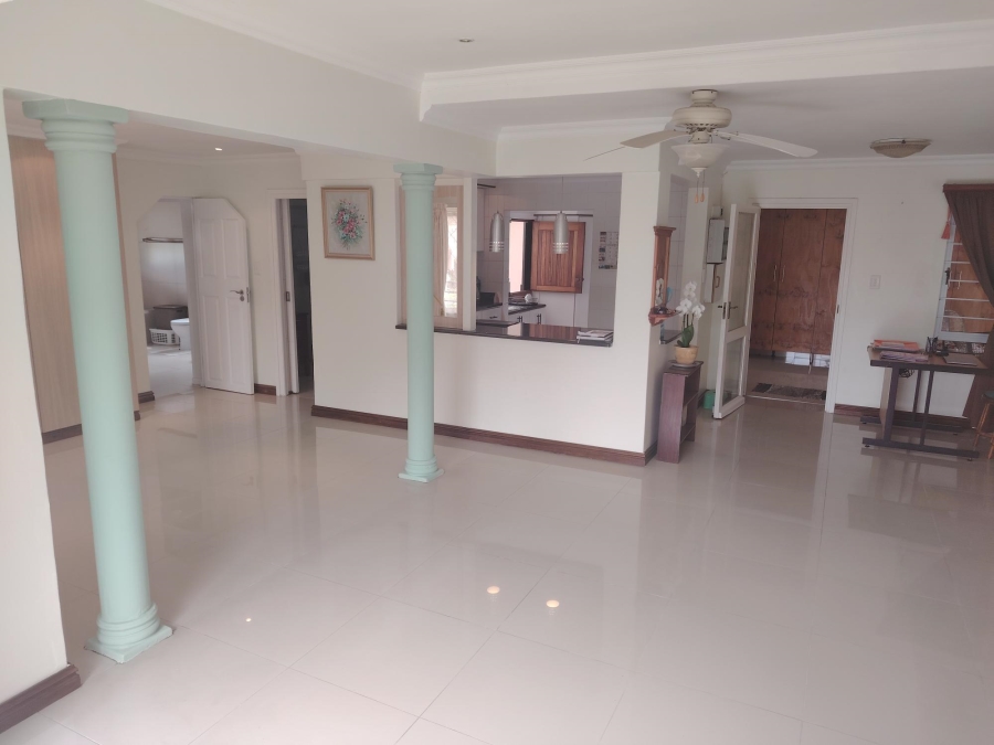 4 Bedroom Property for Sale in Umhlanga KwaZulu-Natal