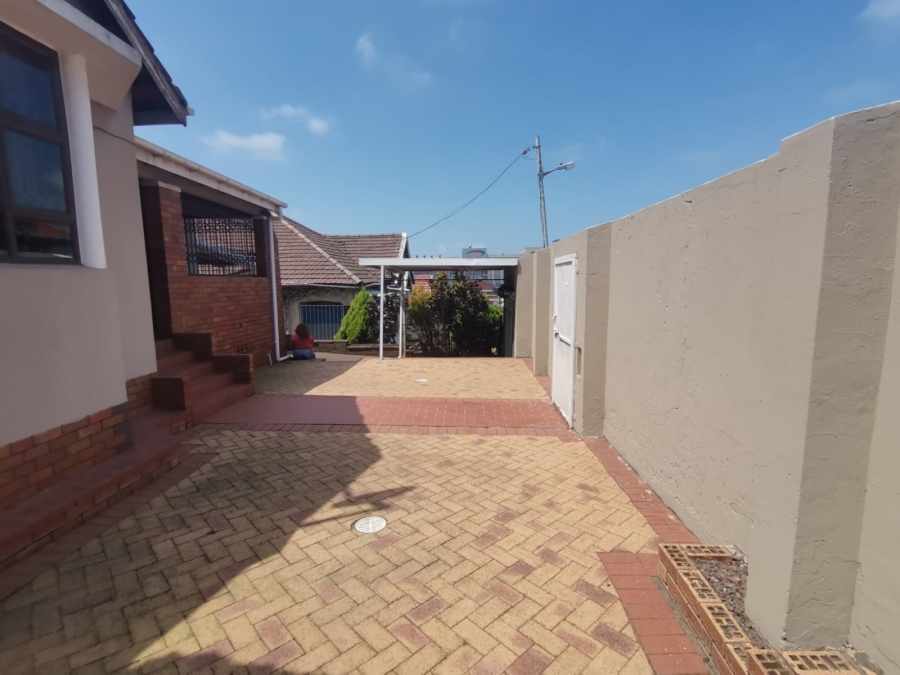 4 Bedroom Property for Sale in Umbilo KwaZulu-Natal