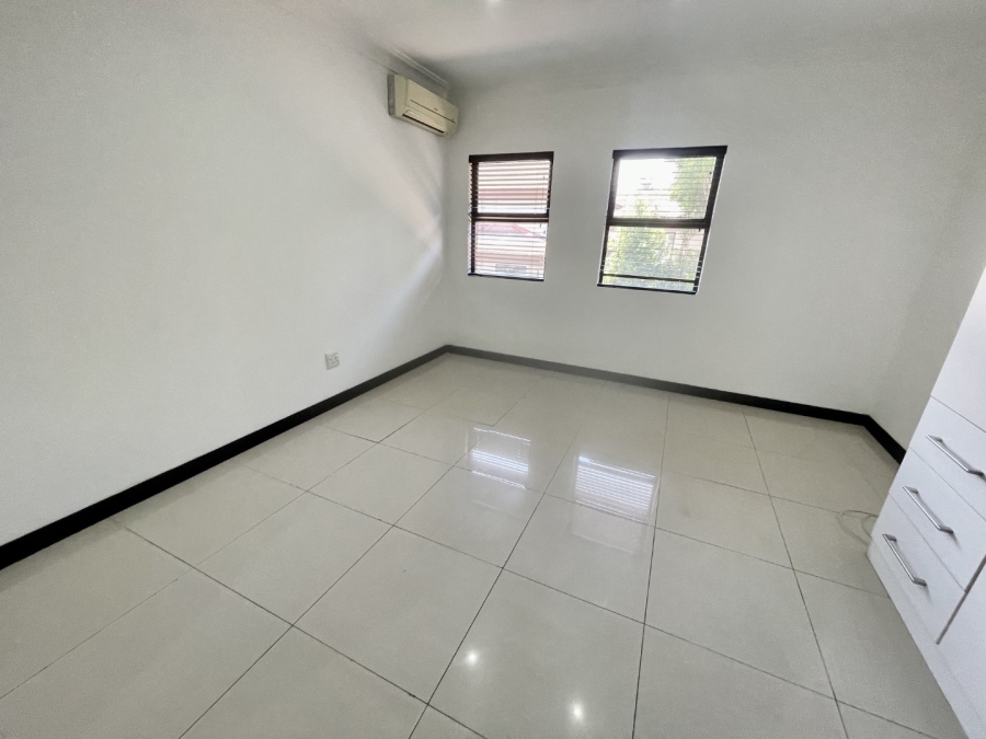 To Let 3 Bedroom Property for Rent in Izinga KwaZulu-Natal