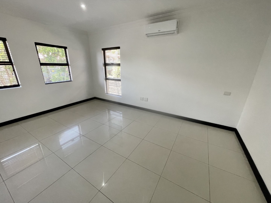 3 Bedroom Property for Sale in Izinga KwaZulu-Natal