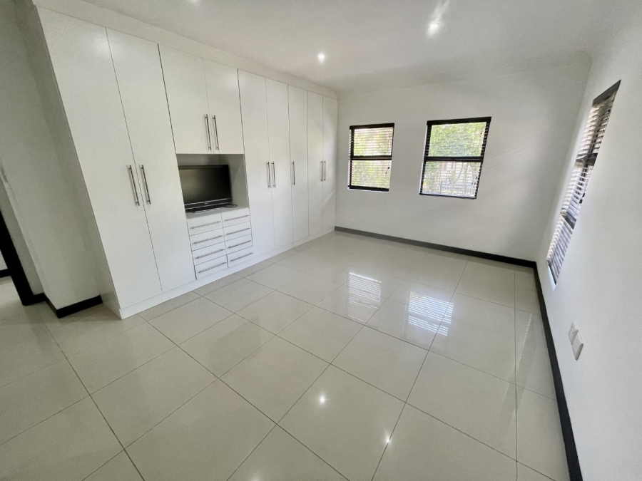 3 Bedroom Property for Sale in Izinga KwaZulu-Natal