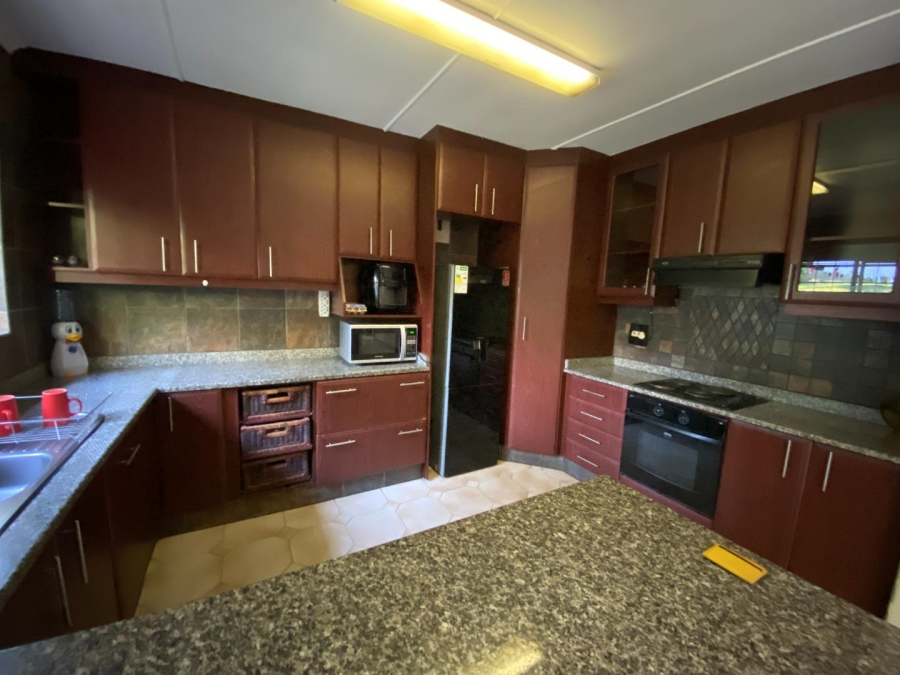 To Let 3 Bedroom Property for Rent in Northdene KwaZulu-Natal