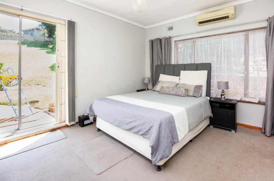 To Let 3 Bedroom Property for Rent in Glen Anil KwaZulu-Natal