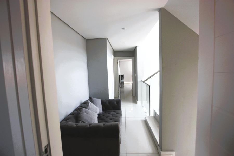 5 Bedroom Property for Sale in Prestondale KwaZulu-Natal