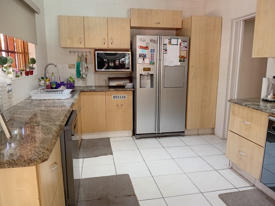 4 Bedroom Property for Sale in Athlone Park KwaZulu-Natal