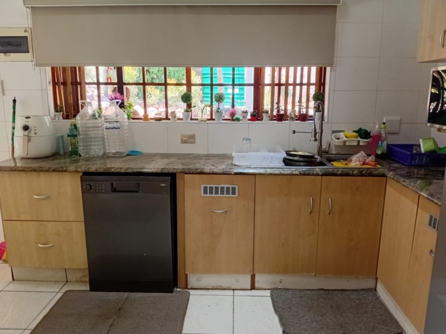 4 Bedroom Property for Sale in Athlone Park KwaZulu-Natal
