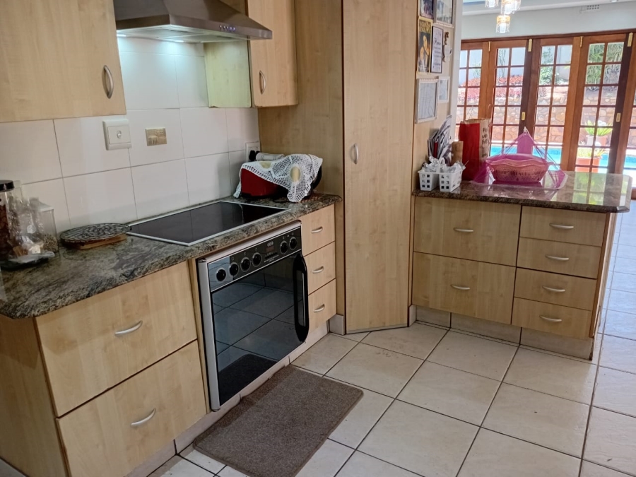 4 Bedroom Property for Sale in Athlone Park KwaZulu-Natal