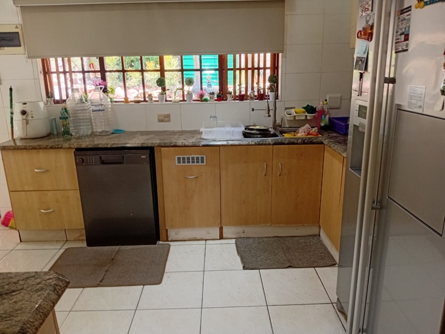 4 Bedroom Property for Sale in Athlone Park KwaZulu-Natal