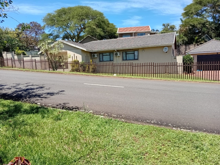 4 Bedroom Property for Sale in Athlone Park KwaZulu-Natal