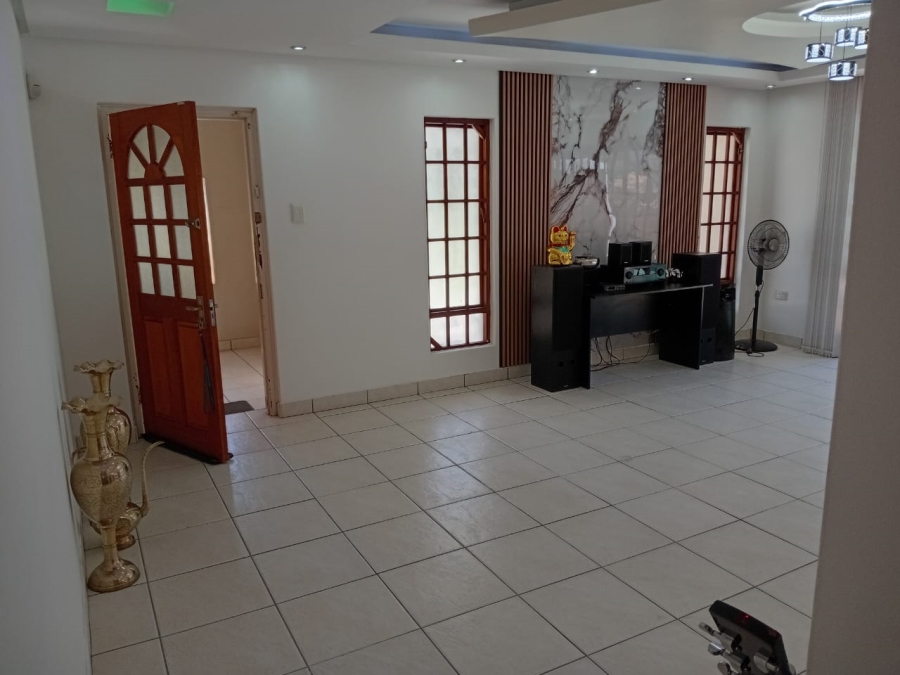 4 Bedroom Property for Sale in Athlone Park KwaZulu-Natal