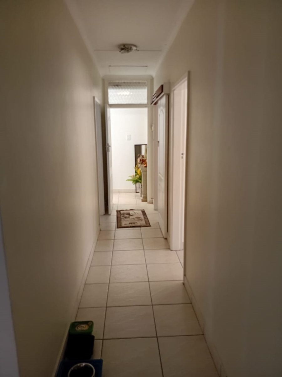 4 Bedroom Property for Sale in Athlone Park KwaZulu-Natal