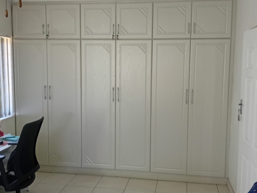 4 Bedroom Property for Sale in Athlone Park KwaZulu-Natal