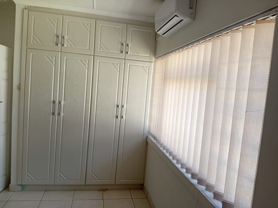 4 Bedroom Property for Sale in Athlone Park KwaZulu-Natal