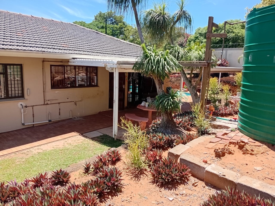4 Bedroom Property for Sale in Athlone Park KwaZulu-Natal
