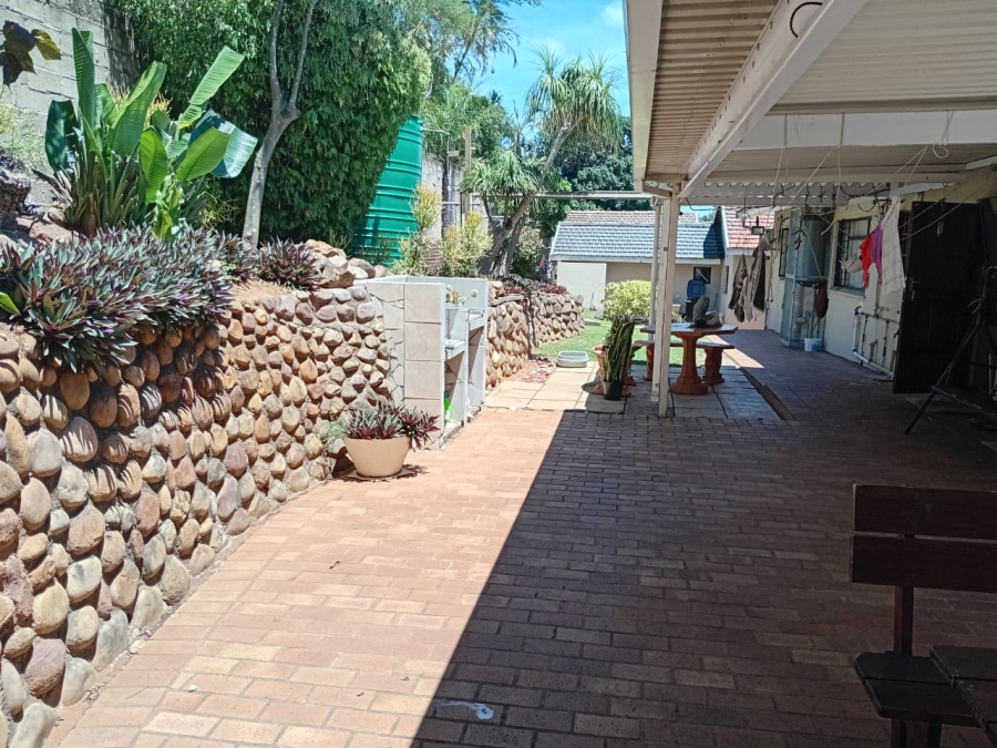 4 Bedroom Property for Sale in Athlone Park KwaZulu-Natal