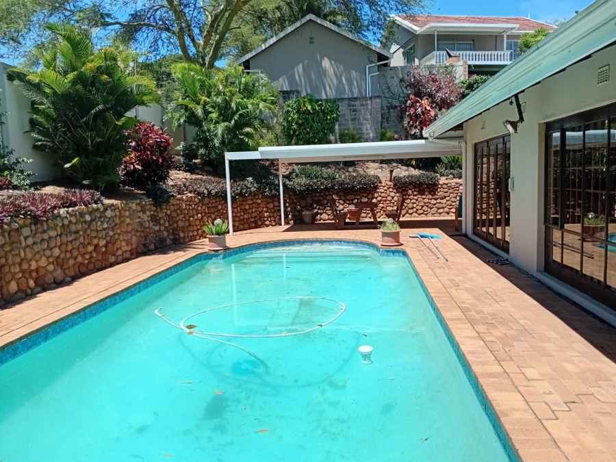 4 Bedroom Property for Sale in Athlone Park KwaZulu-Natal