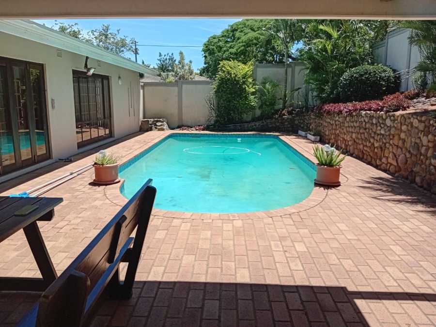 4 Bedroom Property for Sale in Athlone Park KwaZulu-Natal